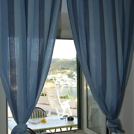 Ersilia Bed & Breakfast *